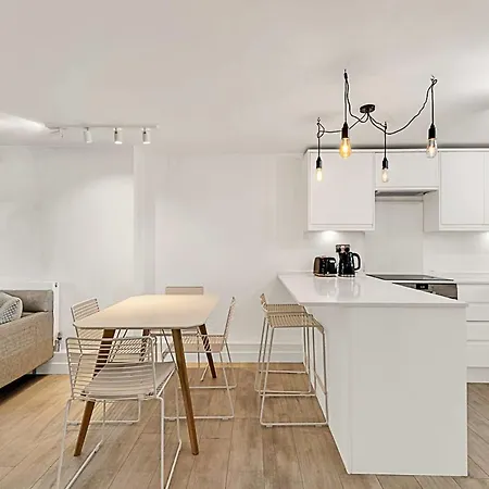 City Relay Urban Charm Chelsea Apartment Londen Buitenkant foto
