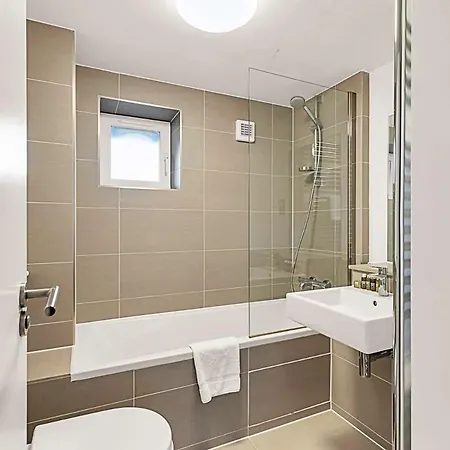 City Relay Urban Charm Chelsea Apartment Londen Buitenkant foto