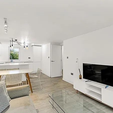 City Relay Urban Charm Chelsea Apartment Londen Buitenkant foto