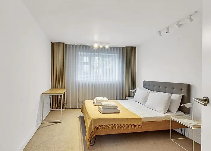 City Relay Urban Charm Chelsea Apartment